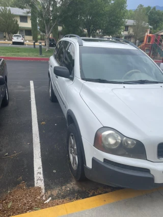 2004 Volvo XC90