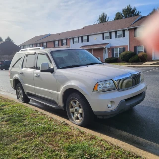 2005 Lincoln Aviator