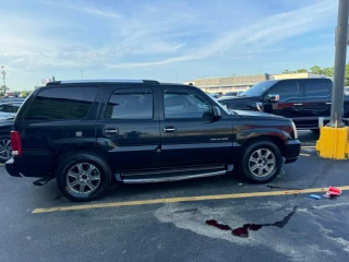 2004 Cadillac Escalade