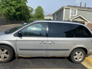 2005 Dodge Caravan