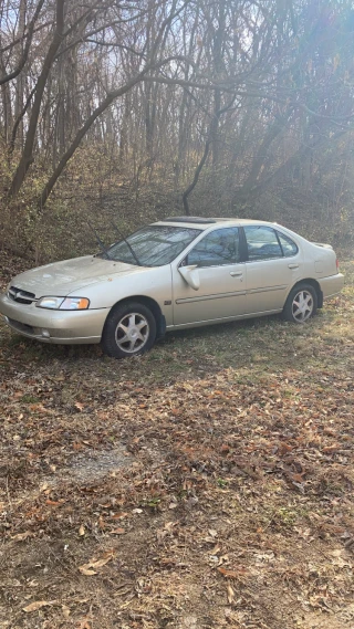 1999 Nissan Altima